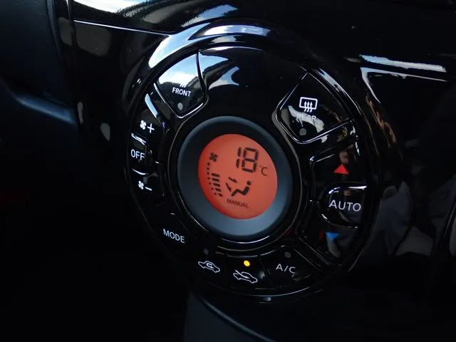 ノート（ニッサン）の車両写真