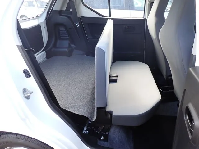 アルトバン（スズキ）の車両写真