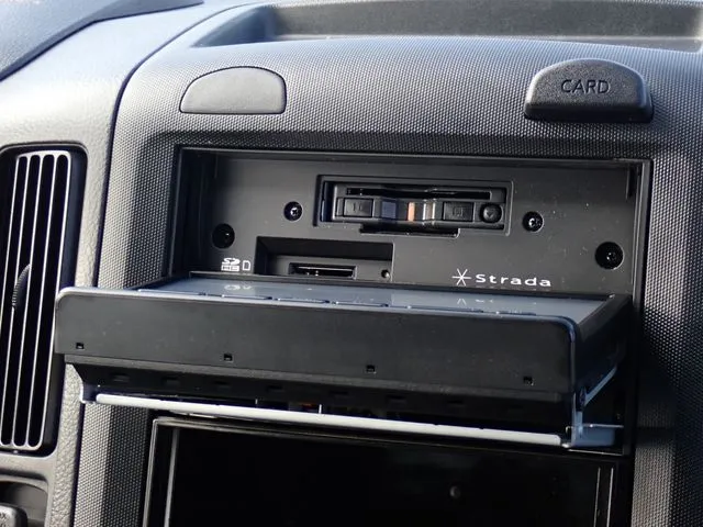 ニッサン NV150 AD 2WD