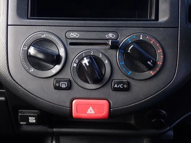 ニッサン NV150 AD 2WD