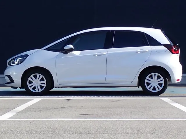 フィット（ホンダ）の車両写真
