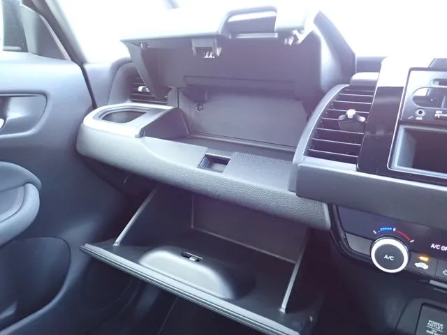 フィット（ホンダ）の車両写真