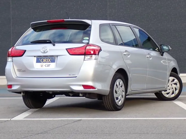 カローラフィールダー(トヨタ)の車両写真