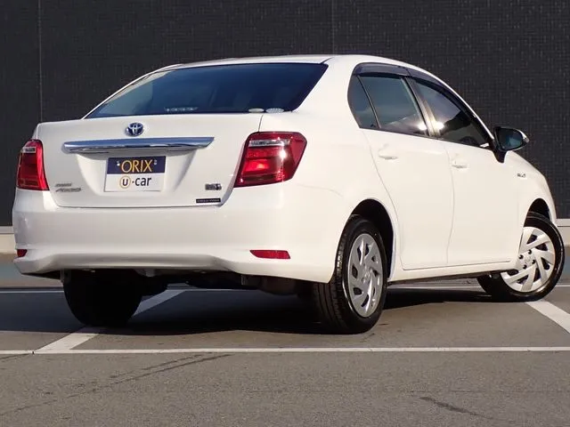 カローラアクシオ　ハイブリッド（トヨタ）の車両写真