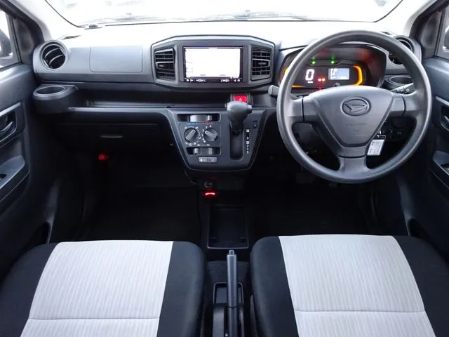 ダイハツ ミラ イース