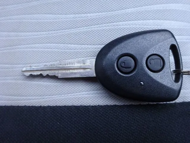 ダイハツ ミラ イース