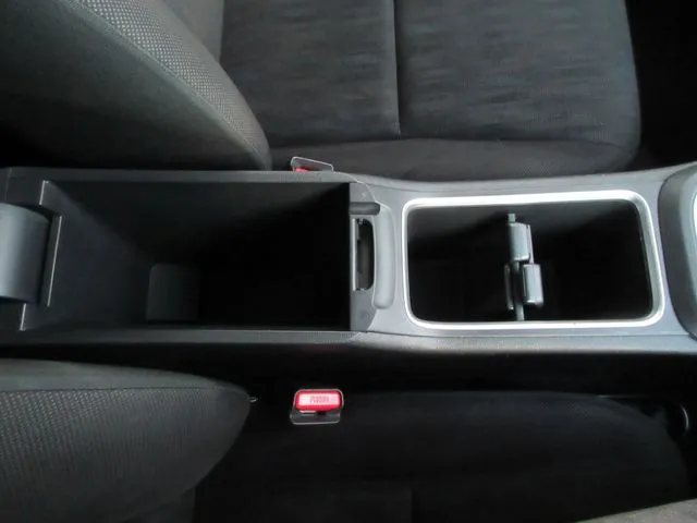 シャトル ハイブリッド(ホンダ)の車両写真