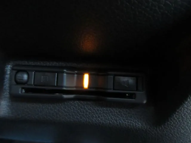 シャトル ハイブリッド(ホンダ)の車両写真