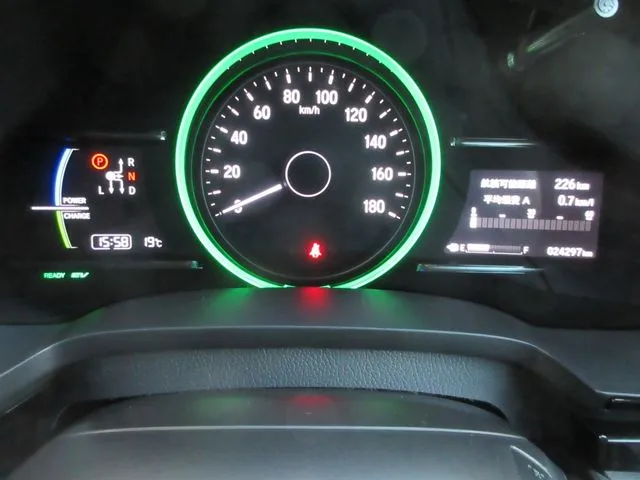 シャトル ハイブリッド(ホンダ)の車両写真