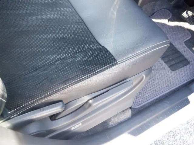 タント カスタム(ダイハツ)の車両写真