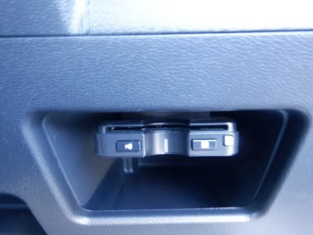 タント カスタム(ダイハツ)の車両写真