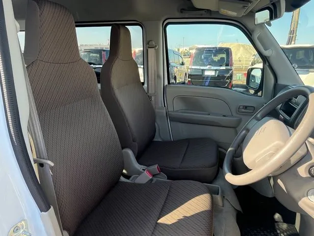 スズキ　エブリイバン