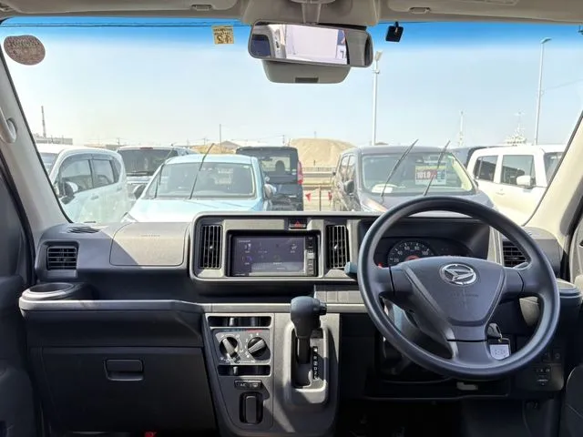 ダイハツ　ハイゼットカーゴ