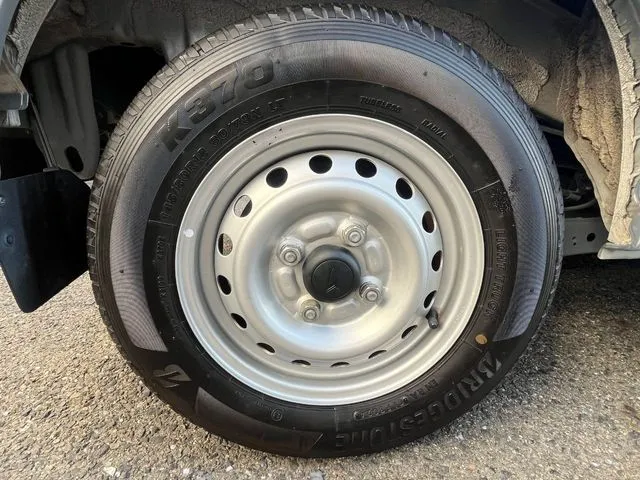 ダイハツ　ハイゼットカーゴ