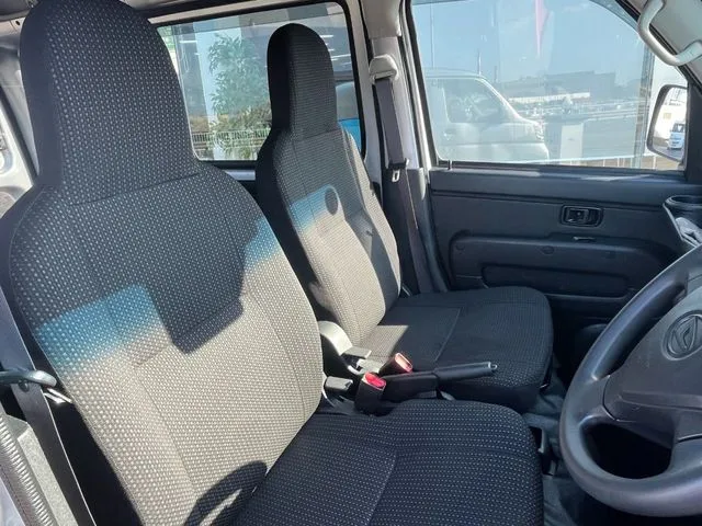 ダイハツ　ハイゼットカーゴ