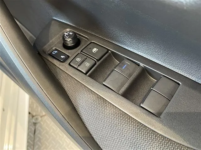 トヨタ カローラ ツーリング ハイブリッド