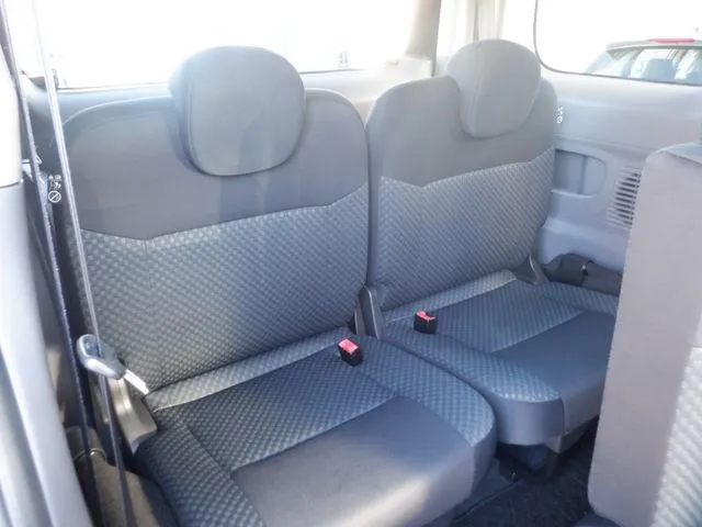 NV200バネットワゴン(ニッサン)の車両写真