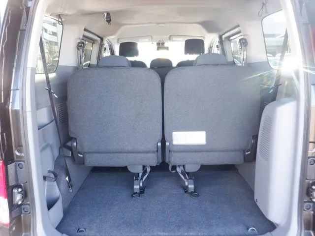 NV200バネットワゴン(ニッサン)の車両写真