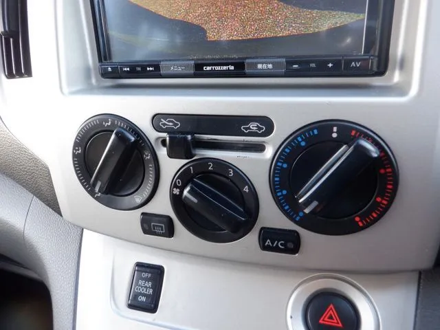 NV200バネットワゴン(ニッサン)の車両写真