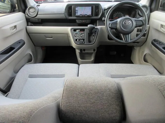 パッソ 4WD(トヨタ)の車両写真