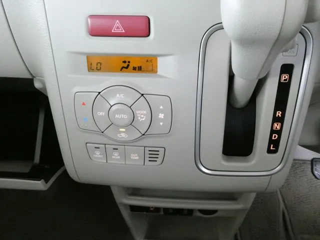 アルト　ラパン（スズキ）の車両写真