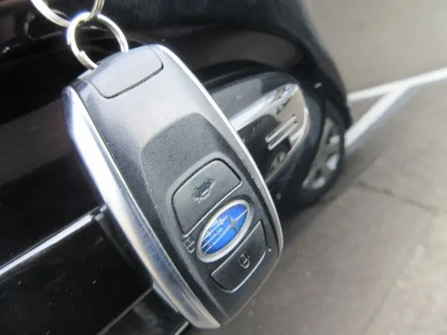 SUBARU XV(スバル)の車両写真