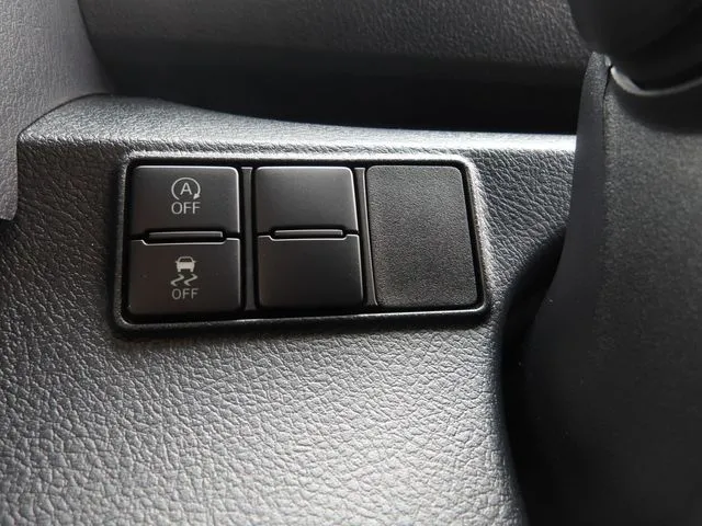 シエンタ(トヨタ)の車両写真