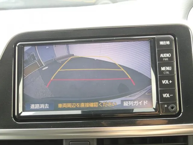 シエンタ(トヨタ)の車両写真