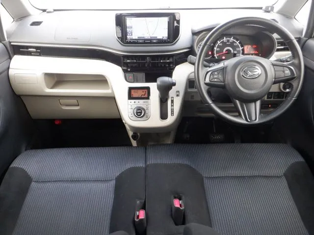 ムーヴ　４ＷＤ（ダイハツ）の車両写真