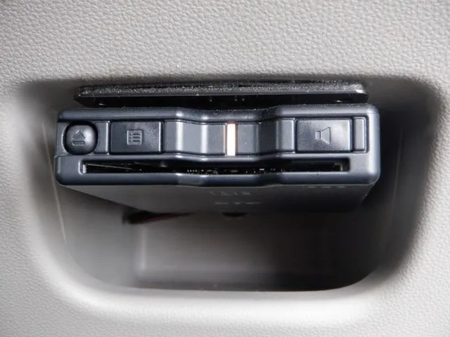 ムーヴ　４ＷＤ（ダイハツ）の車両写真