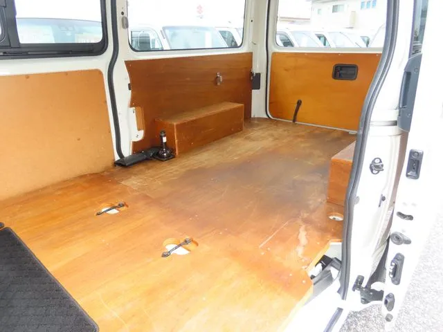 ハイエースバン 1.25t 2WD(トヨタ)の車両写真