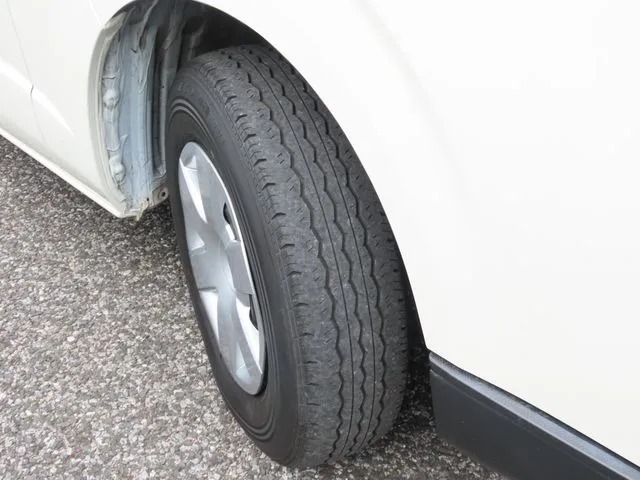 ハイエースバン 1.25t 2WD(トヨタ)の車両写真