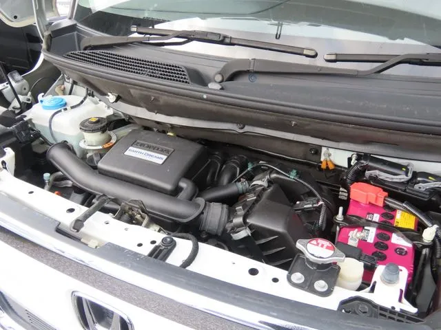 N BOX(ホンダ)の車両写真