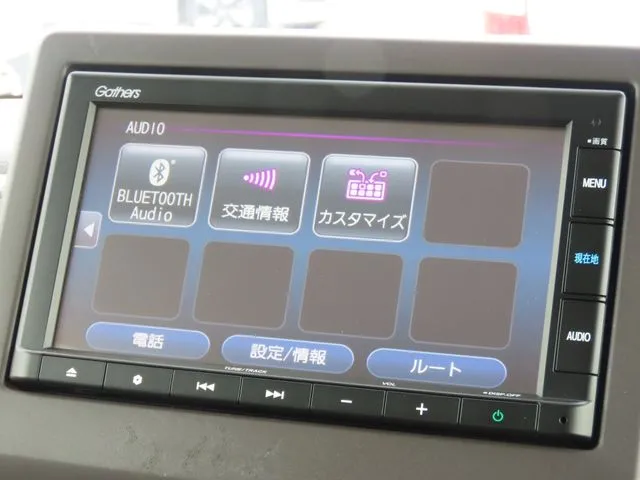 N BOX(ホンダ)の車両写真