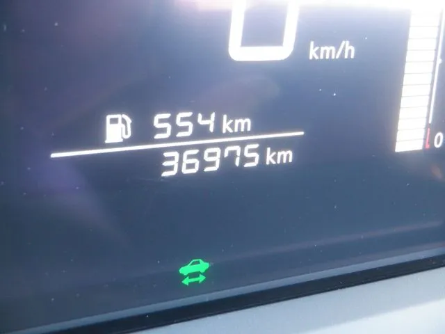 ノート 4WD(ニッサン)の車両写真