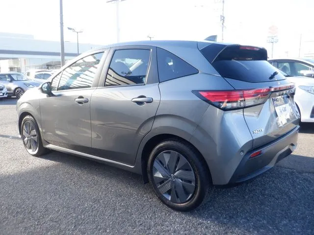 ノート 4WD(ニッサン)の車両写真