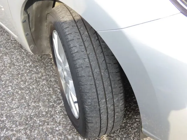 ノート 4WD(ニッサン)の車両写真