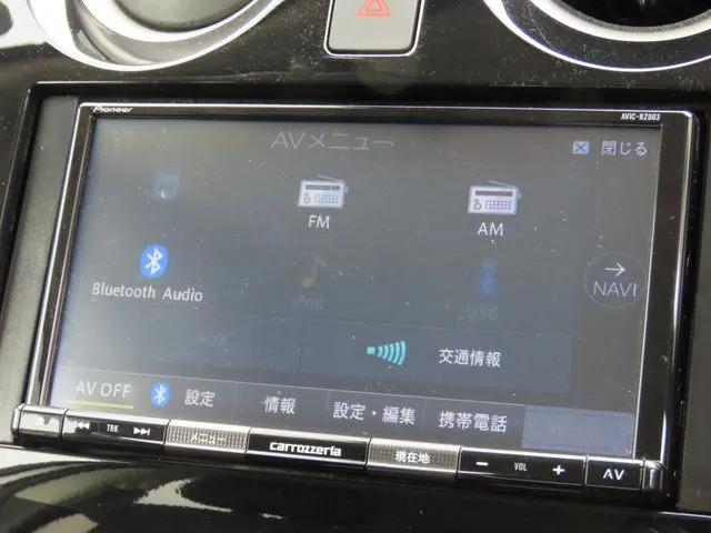 ノート 4WD(ニッサン)の車両写真