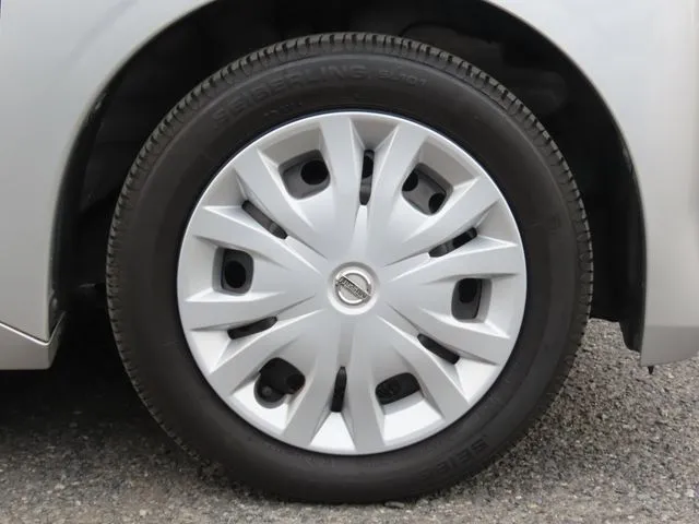 ルークス(ニッサン)の車両写真