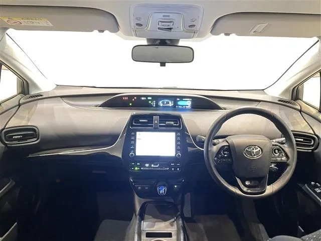 トヨタ プリウス