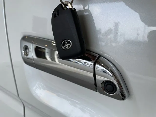 ハイエースワゴン（トヨタ）の車両写真