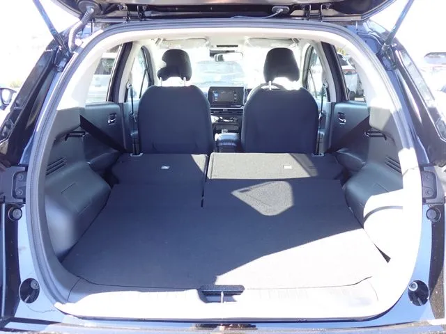 ニッサン ノート 4WD