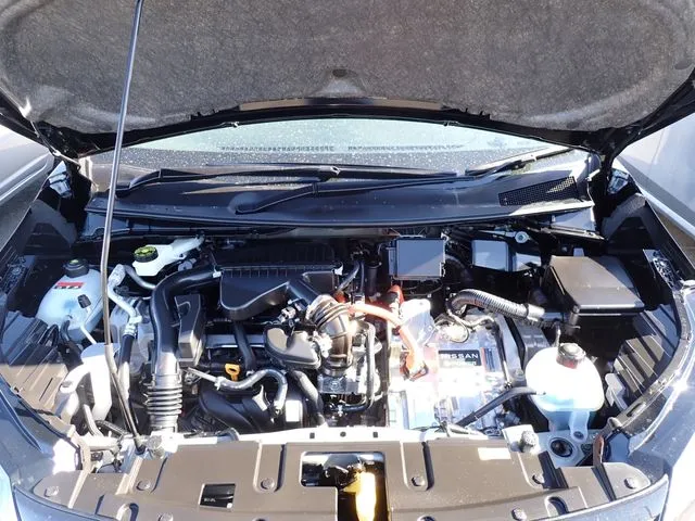 ニッサン ノート 4WD