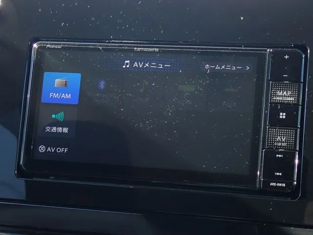 ニッサン ノート 4WD