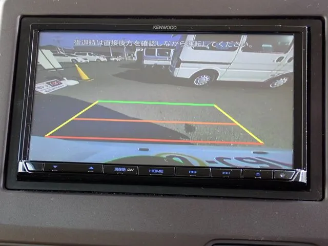 N BOX(ホンダ)の車両写真