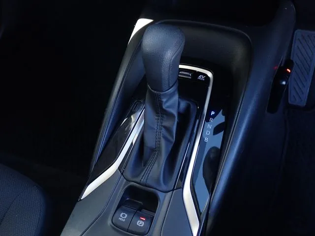 トヨタ カローラ ツーリング ハイブリッド4WD