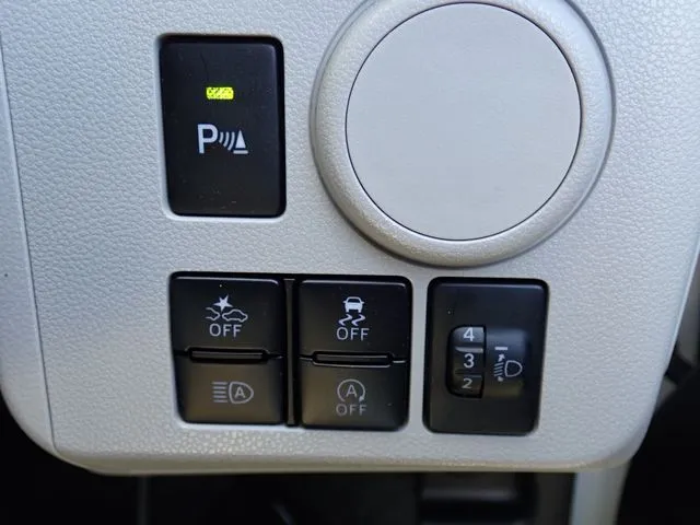 ミラ　イース（ダイハツ）の車両写真