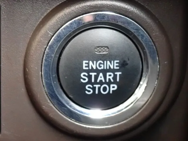 トール（ダイハツ）の車両写真