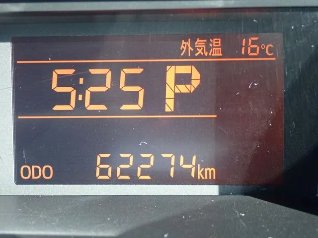 トール（ダイハツ）の車両写真