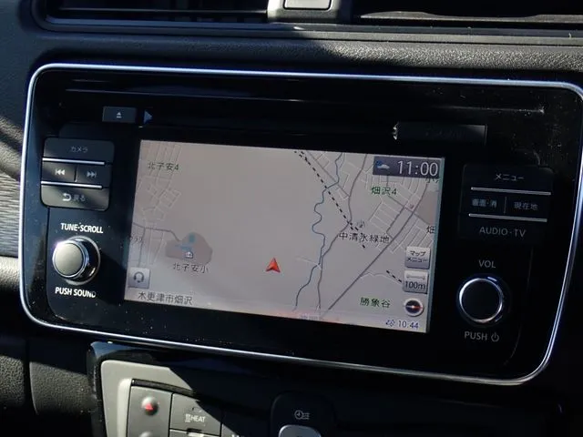 リーフ(ニッサン)の車両写真